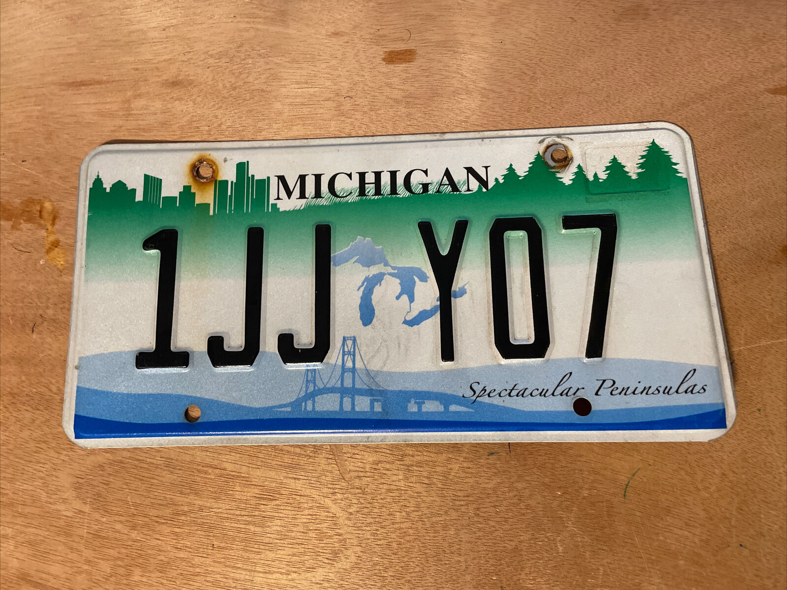 2007 Base Michigan “spectacular Peninsulas” License Plate # 1jj Y07